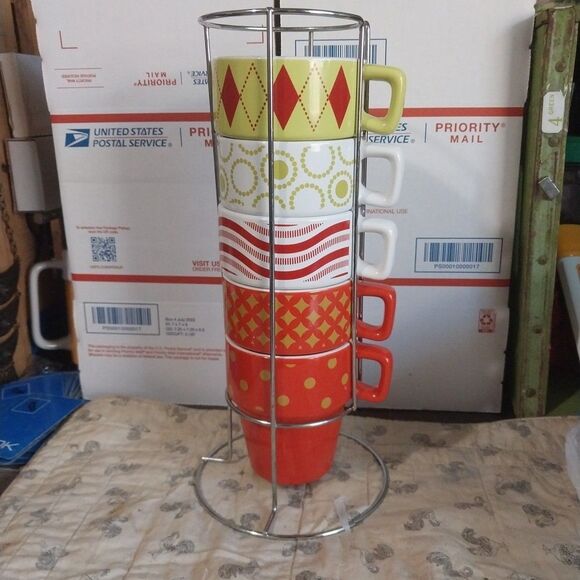 Living Solutions Set Of 5 Green Red White Mugs & Metal Storage Rack 10oz Cups - Picture 1 of 4